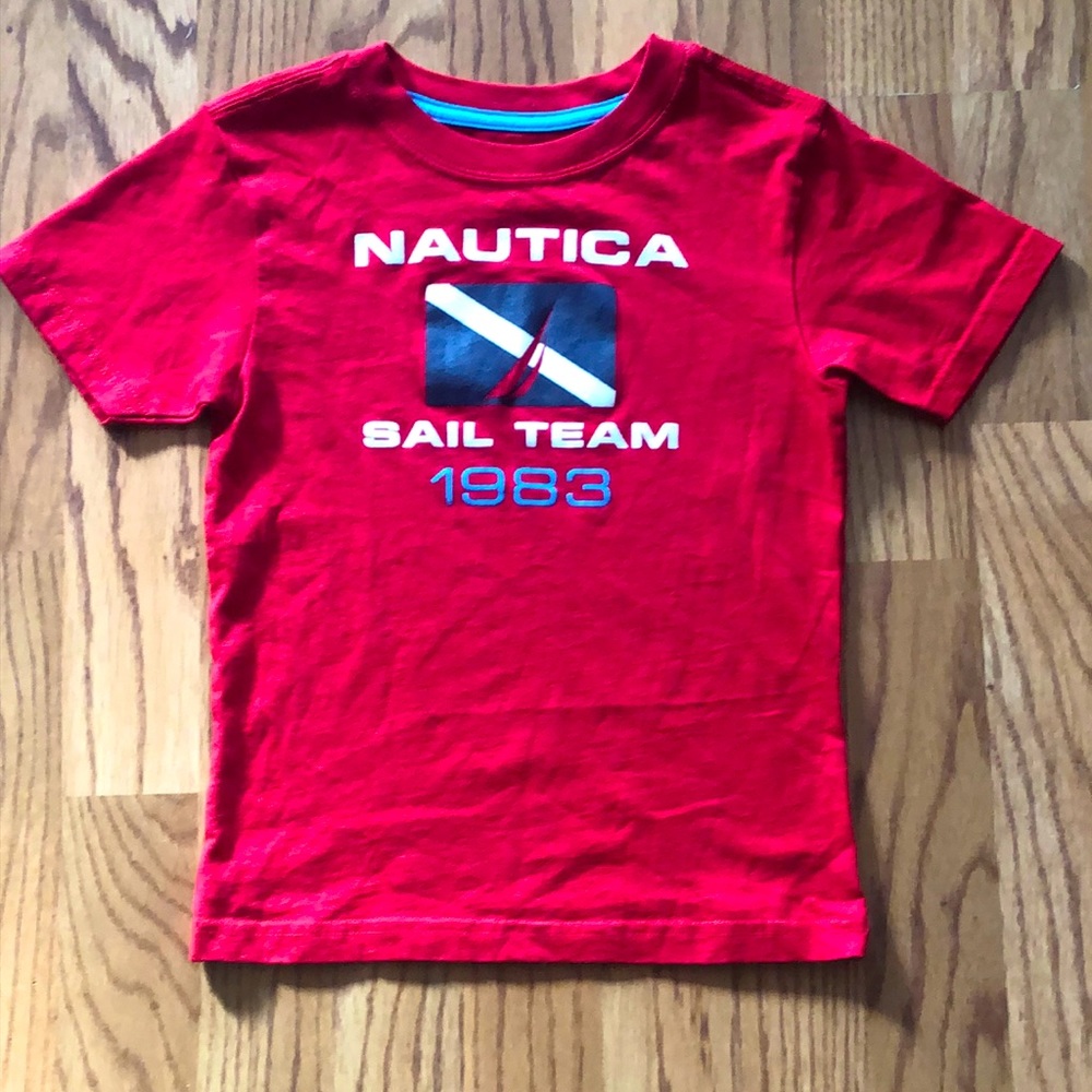 Nautica boys shirt size 7 large never worn